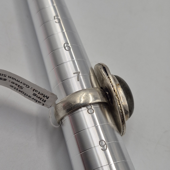 Silver & Labradorite Stone Ring - Picture 5 of 7